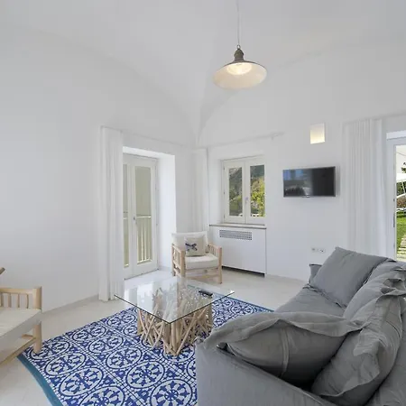 וילה Imperati פראינו